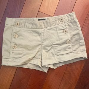 Aritzia Talula Brand Beige Shorts